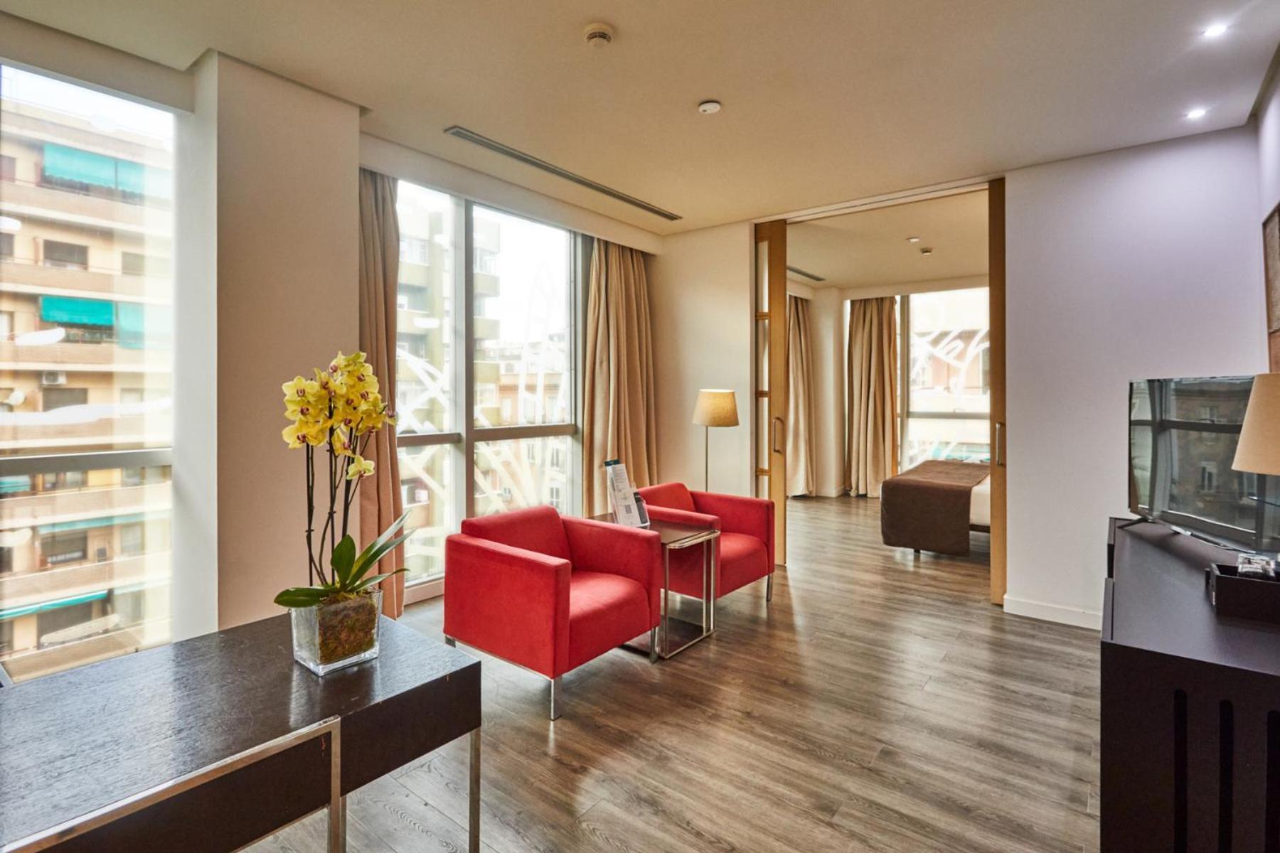 Silken Puerta Hotel 4*